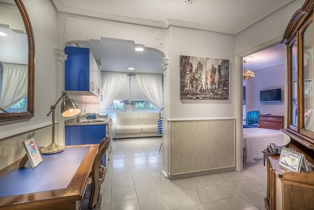 Apartamentos Las Brisas Σανταντέρ 3*,  Ισπανία