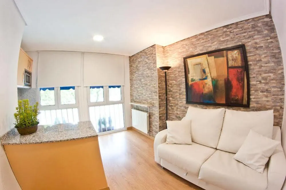 Ξενοδοχείο με διαμερίσματα Apartamentos Las Brisas Σανταντέρ